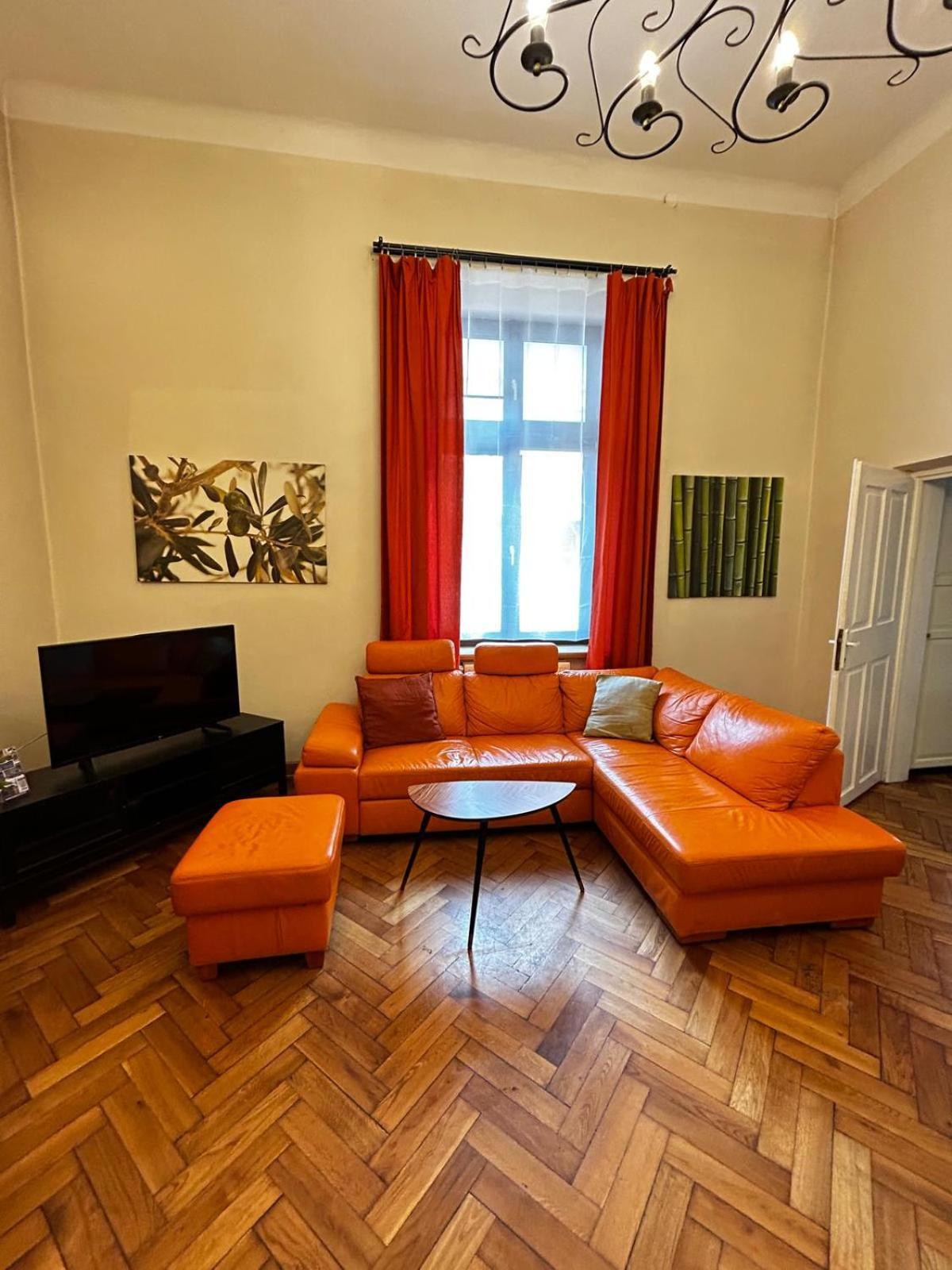 Golden Apartments With Lift - Old Town Cracóvia Exterior foto